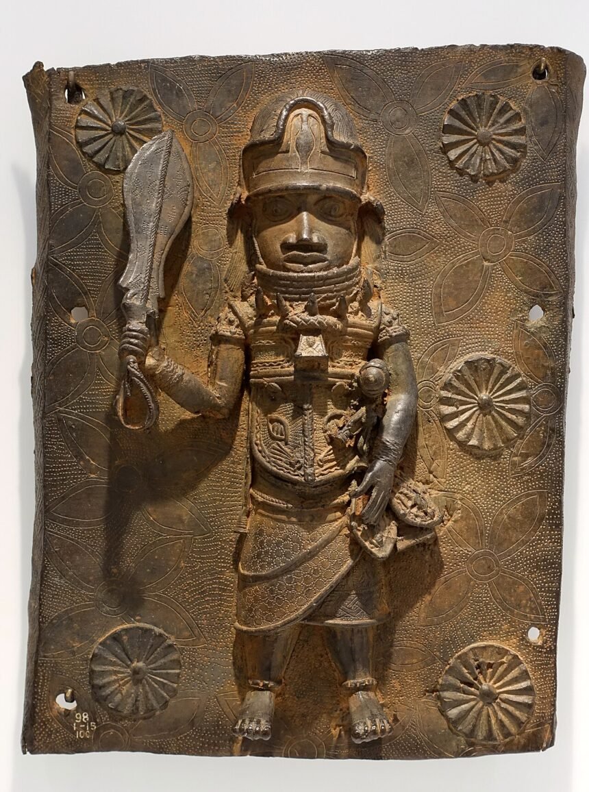 Görsel: African art in the Dallas Museum of Art, Dallas, Texas, USA